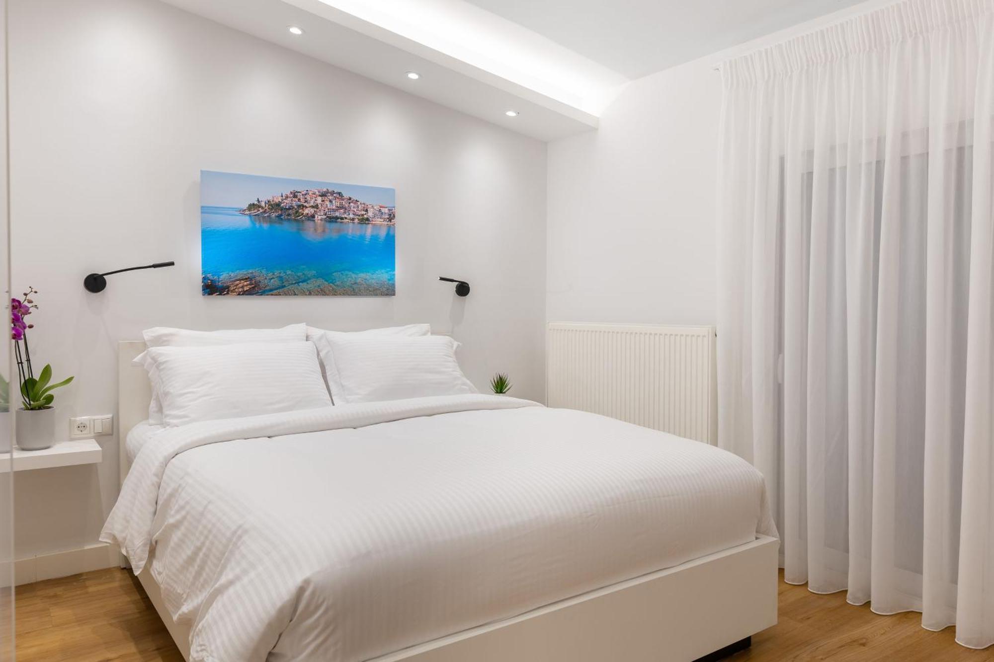 Arc Maisonette *