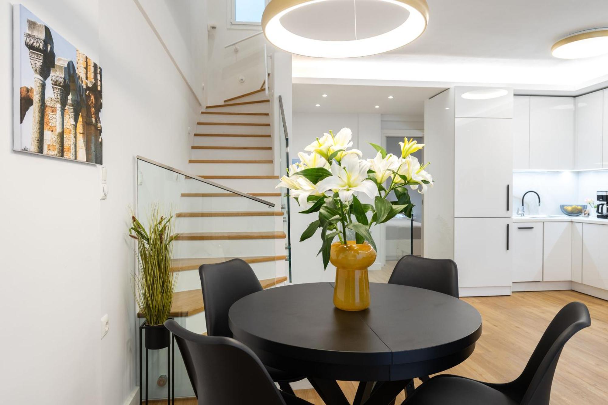 Apartment Arc Maisonette